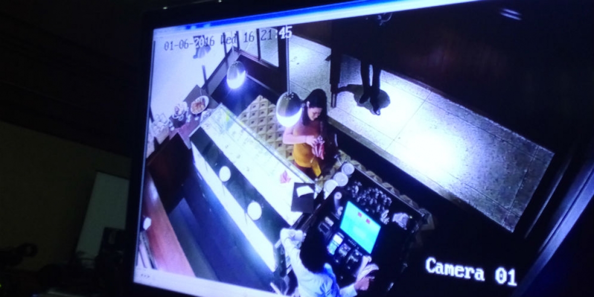 Rekaman Cctv Lengkap Kasus Kopi Sianida Cctv Tunjukan Detik Detik Hot Sex Picture