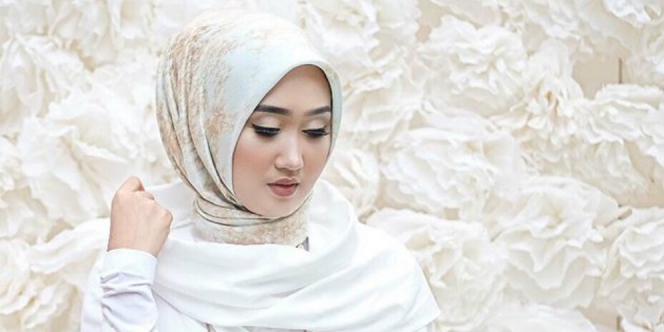 Punya Kulit  Sawo  Matang  Ini Warna  Jilbab  yang  Cocok  