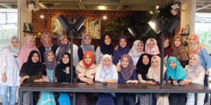 Hijabers Bandung: Dakwah Penyempurnaan Hati