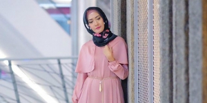 Yuk! Tiru 5 Gaya Liburan Ala Ikon Hijabers Indonesia