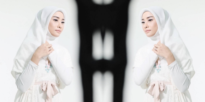 Irna Dewi: Cara Melukis Alis yang Diidamkan Wanita