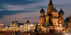 Terbang ke Saudi, Rusia Ingin Terapkan Keuangan Syariah