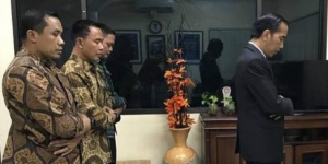 Jokowi Jadi Imam Sholat Maghrib di Pos Polisi Jagorawi