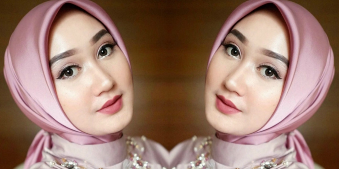 Deretan Artis Hijab yang Cantik dan Tidak Cukur Alis 