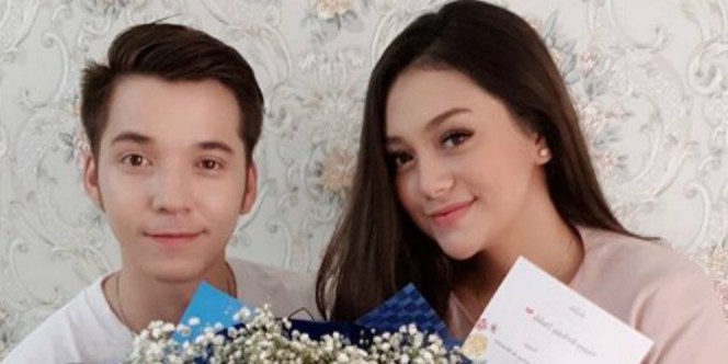 Kejutan Ulang Tahun Istri  dan Anak untuk Stefan  William  