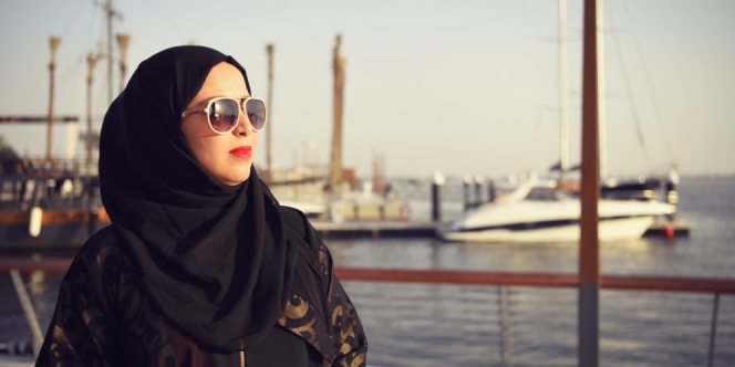 Tips Pilih Kacamata Hitam, Agar Hijabers Terlihat Makin Modis