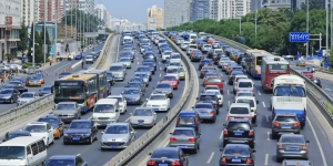 Mobil Pakai BBM Bakal Hilang dari Jalanan Tiongkok