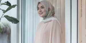 Ria Miranda: Lena Scarf Sapa Arek-arek Surabaya