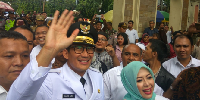 Image result for Sandiaga Salahuddin Uno tiba di Masjid Sunda Kelapa