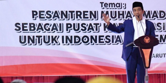Jokowi Bicara Soal Fotonya Disandingkan DN Aidit  Dream.co.id