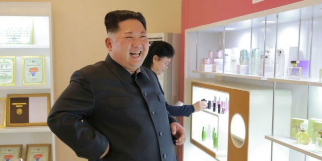 Langka! Kim Jong Un Ajak Istri Jalan-jalan ke Pabrik Kosmetik