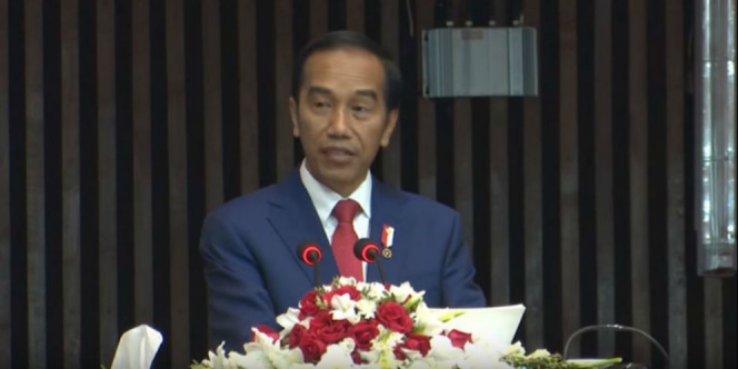 Anggota Parlemen Pakistan Pukuli Meja Saat Jokowi Pidato