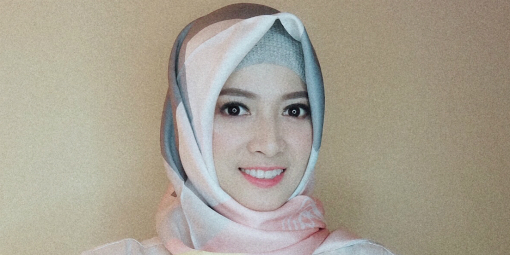 Masya Allah, Cantiknya Chika Jessica Berhijab