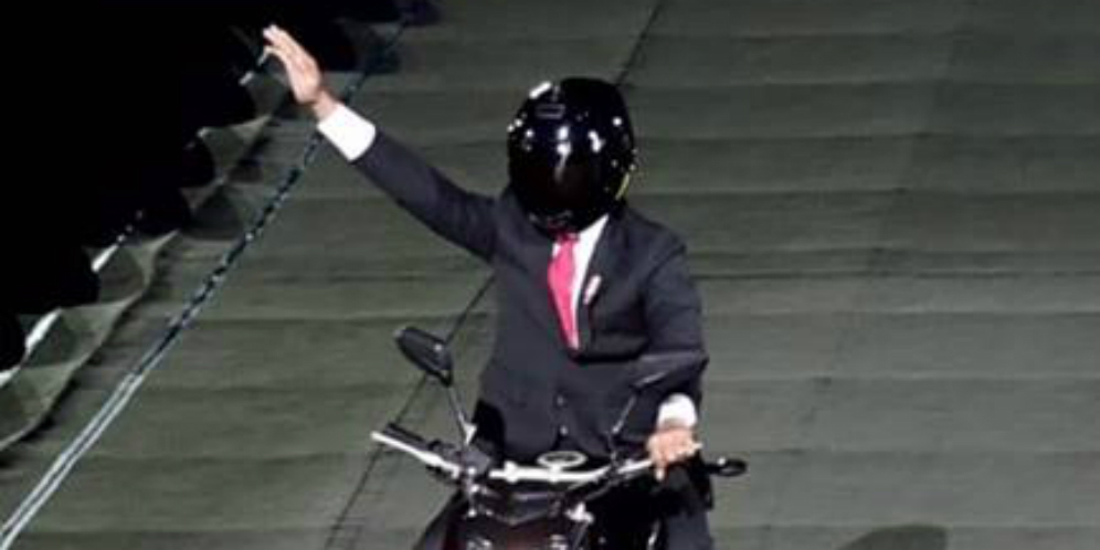 Harga Motor dan Helm Jokowi Saat Pembukaan Asian Games