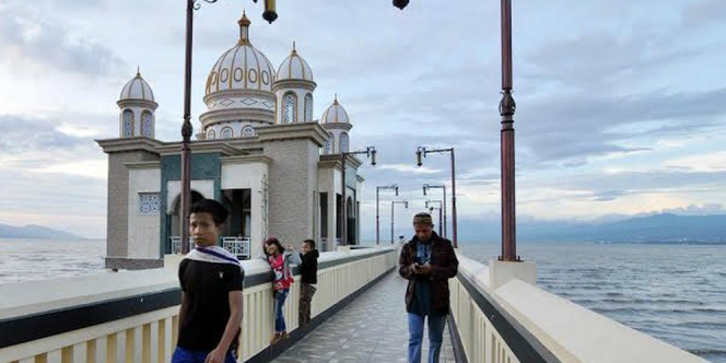 Masjid Apung Palu dan Kisah Pendiriannya