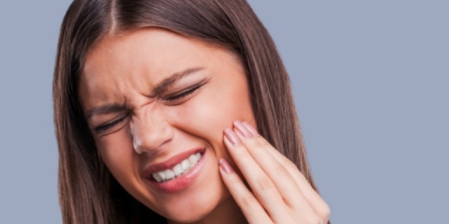 Cara Mengobati Sakit Gigi Berlubang Paling Ampuh, Secara Alami dan Cepat