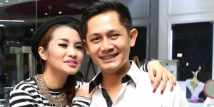 Bersuamikan Pilot, Fitri Carlina Shock & Nangis Dengar Lion Air JT610 Jatuh
