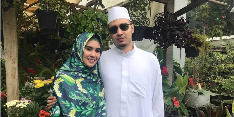 Kartika Putri Kaget Lihat Hadiah Ultah, Habib Usman: Rezeki Istri Soleha