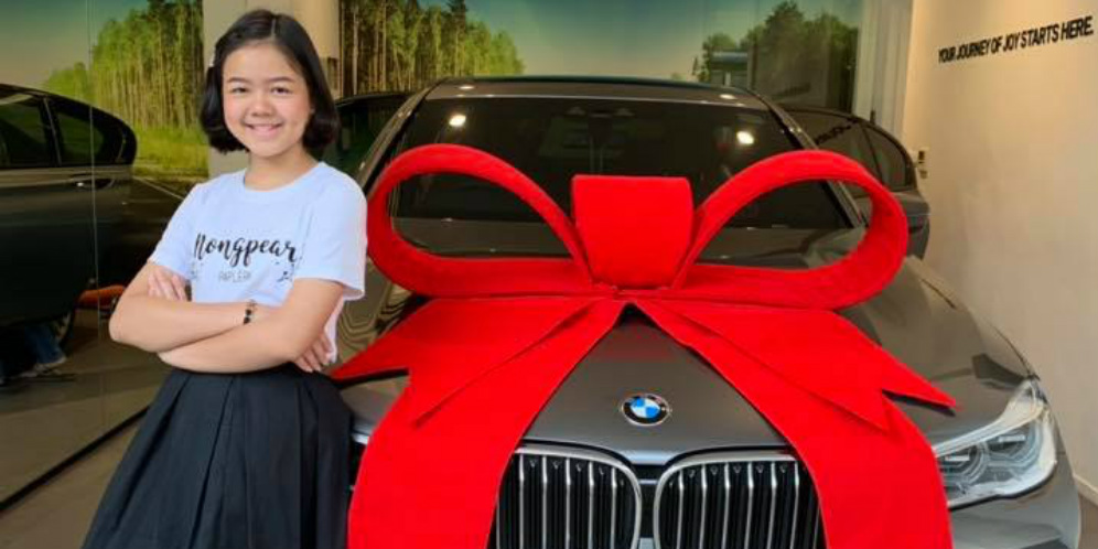 Umurnya Baru 12 Tahun, Gadis Cilik Ini Beli BMW dari Uang Sendiri
