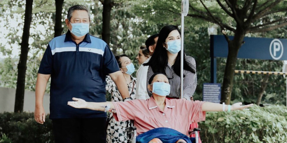 3 Bulan di Kamar RS, Ibu Ani Yudhoyono Diperbolehkan Keluar