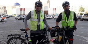 Ingin Berhaji, Dua Orang Ini Bersepeda ke Mekah Saat Ramadan