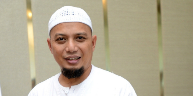 Kenangan Manis Ustaz Arifin Ilham dengan Istri Kedua dan Buah Hatinya