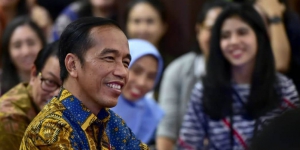 Jokowi: Meski Sakti, Jangan Menjatuhkan
