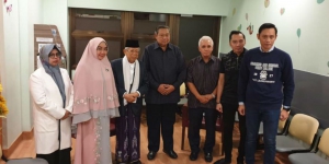 KH Ma'ruf Amin Besuk Ibu Ani Yudhoyono, Diterima SBY