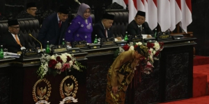 Berpakaian Adat Sasak, Jokowi: Indonesia Bukan Hanya Jakarta