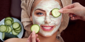 15 Manfaat Timun Suri untuk Masker Wajah dan Jus Timun untuk Kesehatan