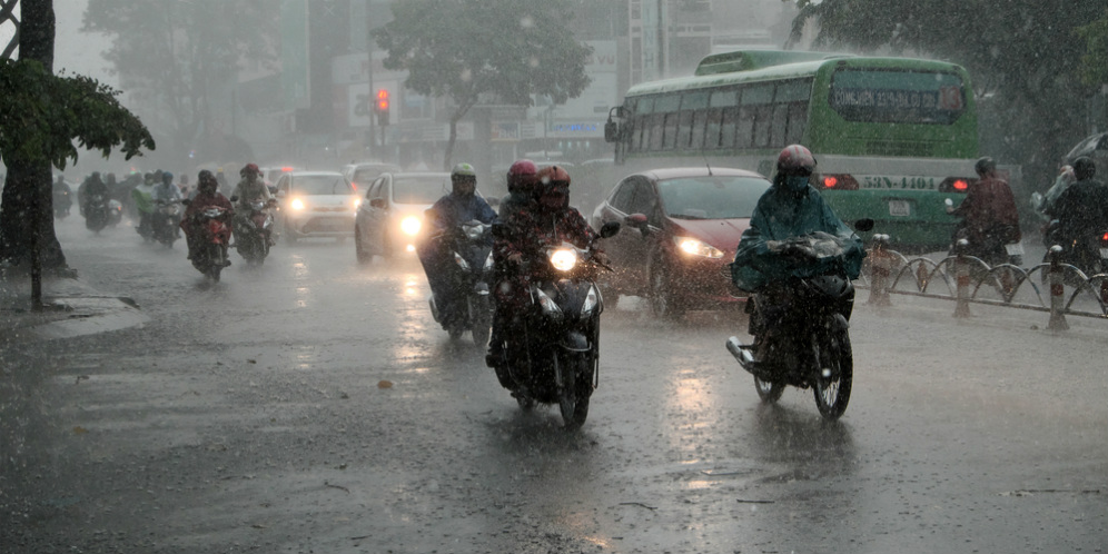 BMKG: Hari Ini Jakarta Hujan Disertai Petir