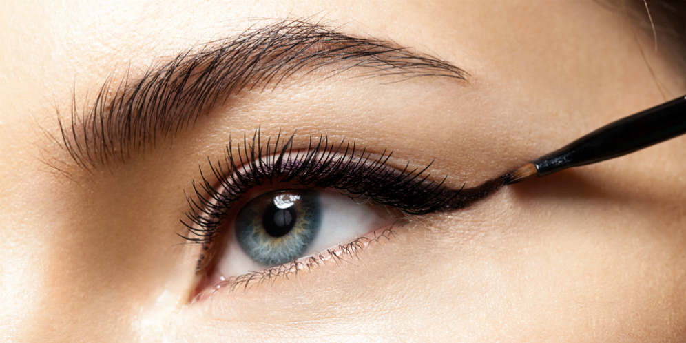 5 Tips Memakai Eyeliner untuk Bentuk Mata Almond