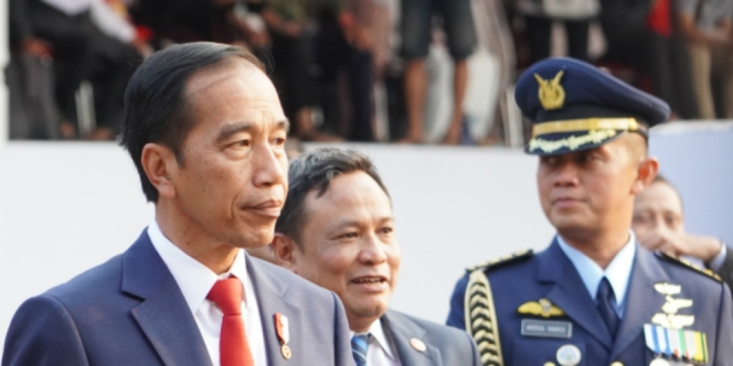 Jokowi Heran Instagramnya 'Diserbu' Iklan Penggemuk Badan