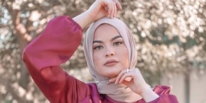Inspirasi Gaya Hijab Pashmina untuk Banyak Momen