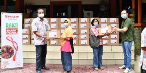 Sharp Indonesia Bantu Ringankan Beban Masyarakat di Kala Wabah Covid-19