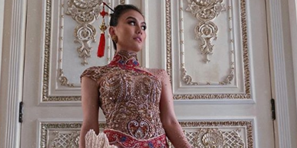 Kisah Haru di Balik Kebaya Cheongsam Agnez Mo Karya Anne Avantie