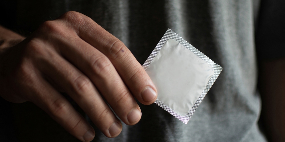 8 Kesalahan Pemakaian Kondom yang Bikin `Kebobolan`, Poin Terakhir Keterlaluan!