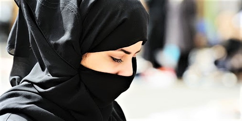 Meneladani Kecerdasan dan Keberanian Srikandi Muslimah, Asma' binti Abu Bakar