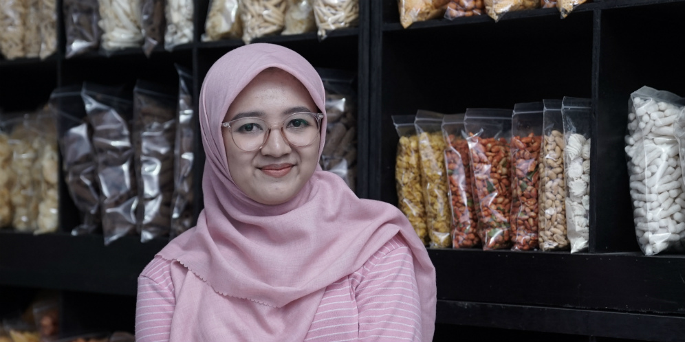 Mental Baja Hijaber Penjual Snack Online, Hampir Bangkrut Kini Banjir Order