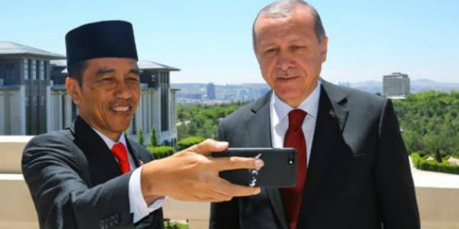 Erdogan Telepon Jokowi, Bahas Vaksin Covid-19