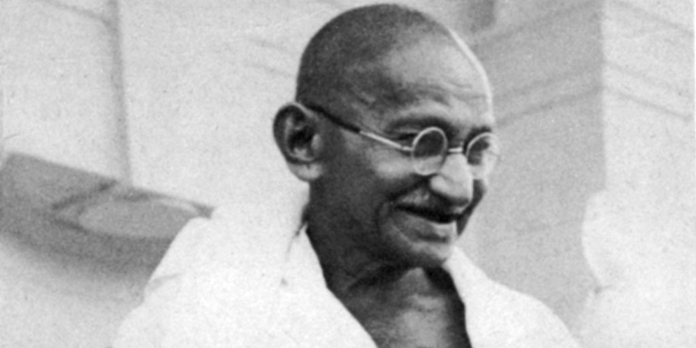 Kacamata Legendaris Mahatma Gandhi Dilelang, Harganya Bikin Mata Silau!