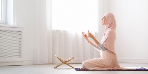 Kejar Hadiah Umroh Gratis dengan Perawatan Kulit bersama NIVEA Hijab Series