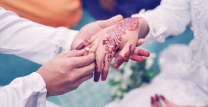 Kisah Pilu Mempelai Menikah Ikut Agama Suami, Resepsi Sepi dan Dijauhi Keluarga