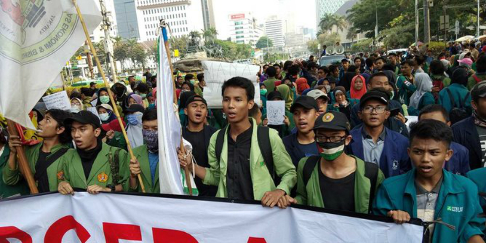 Hari Ini BEM Seluruh Indonesia Geruduk Istana, Desak Jokowi Cabut UU Cipta Kerja