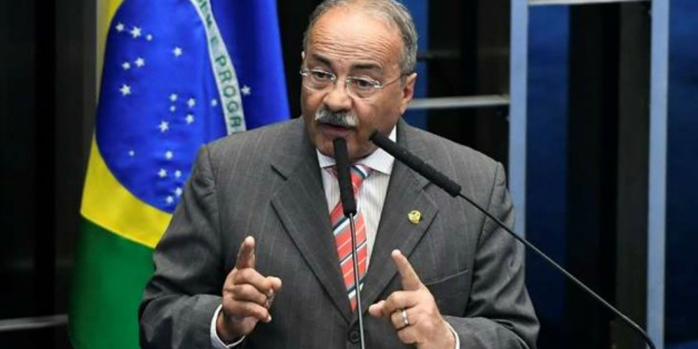 Digerebek Polisi, Senator Brasil Ketahuan Selipkan Uang di Celana Dalam