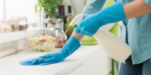 INFOGRAFIS: Jangan Lupa Semprot Disinfektan 5 Benda Ini di Rumah