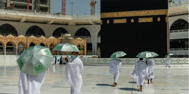 Saudi Keluarkan Aturan Karantina Untuk Jemaah Umroh dari Luar Negeri