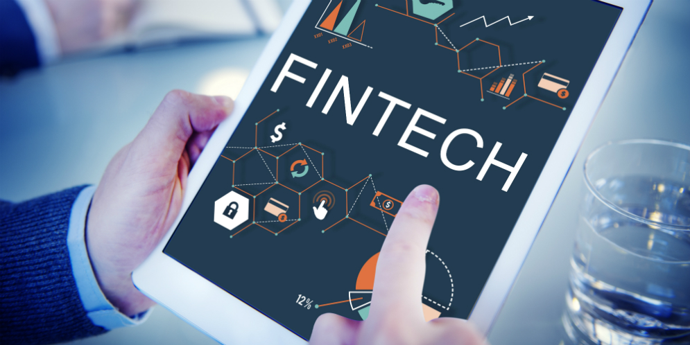 OJK Segera Atur Perusahaan Fintech