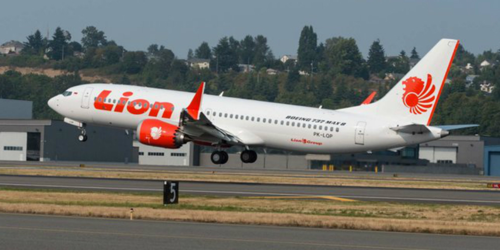 Penumpang Lion Air Melahirkan di Pesawat