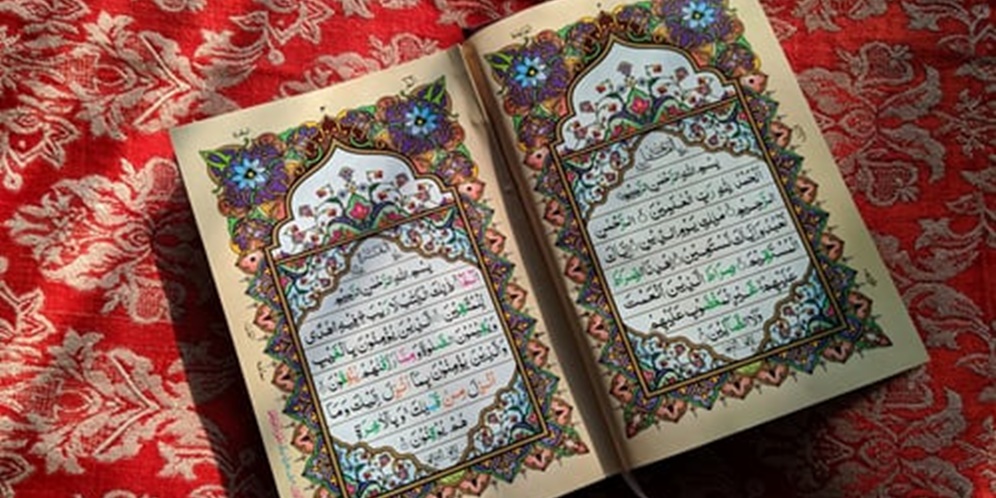 Arti Surat Al Fatihah dan Kandungan Pokok Ilmu Pengetahuan di Dalamnya